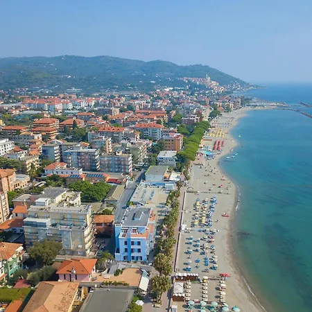 Solemare - Center And Parking - Happy Ceriale