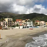 Solemare - Center And Parking - Happy *