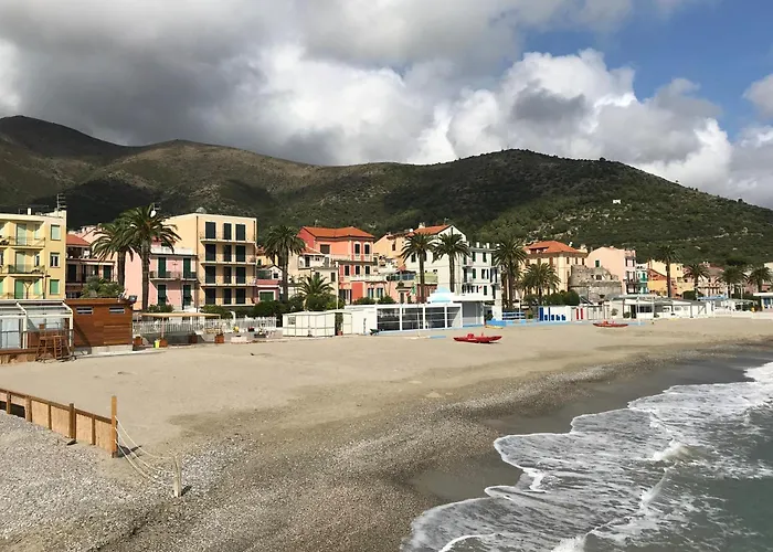 Solemare - Center And Parking - Happy *